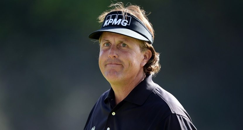 Phil Mickelson Begins U.S. Open Push with Texas Two-Step