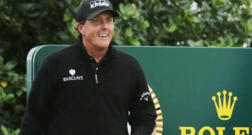 Phil Mickelson Gives Fellow Tour Veteran A Chipping Lesson