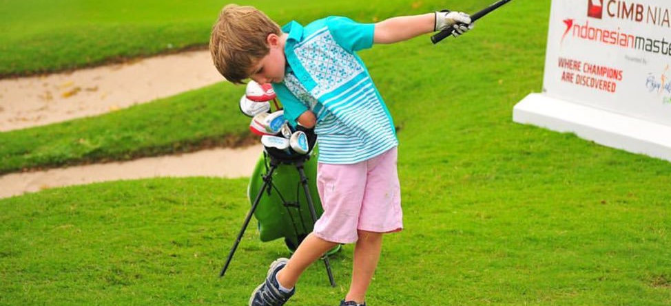 Kid Recreates Famous Golf Swings
