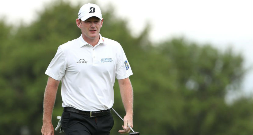 Snedeker Buys Replacement Putter At Golf Galaxy
