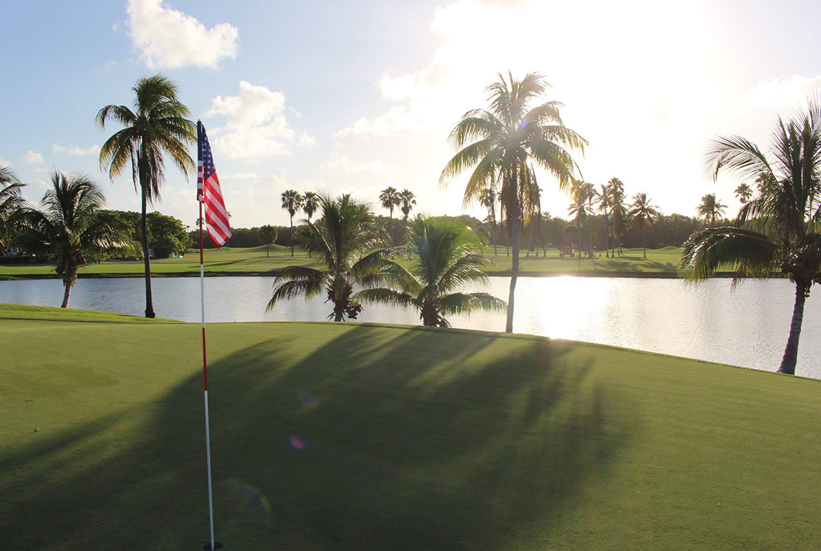 Crandon Golf at Key Biscayne SwingU Clubhouse