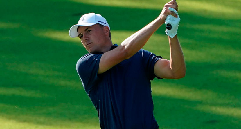 Spieth Hits Incredible Recovery From Trouble