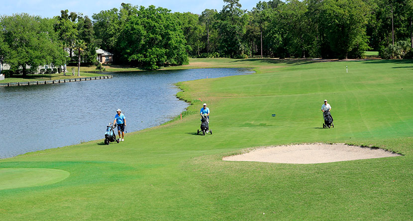 Golfers, Courses Ignoring Shutdown Orders