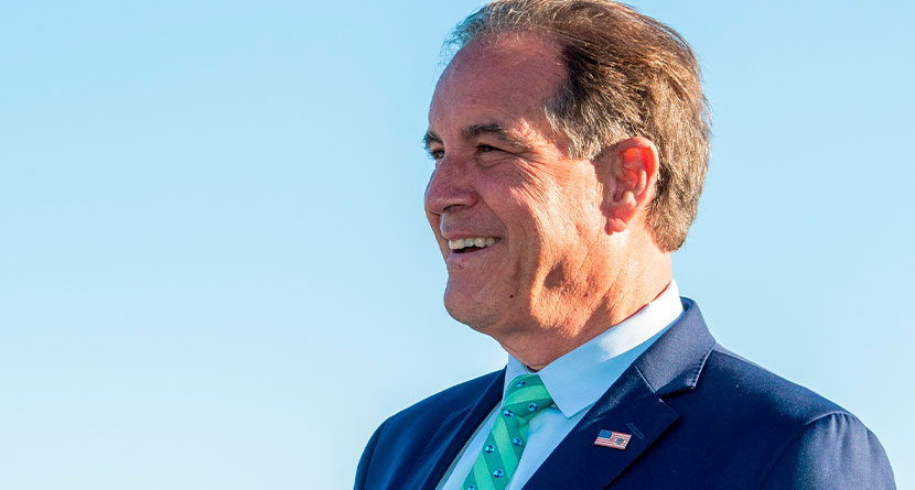 Nantz Badly Botches Ad-Read In Golf’s Return At Colonial
