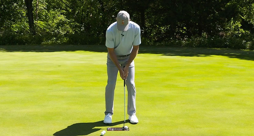 Hit More Putts On Line With Good Eye Position