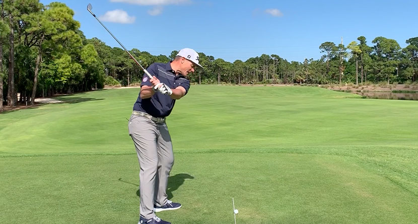 Hit A Pull-Fade Like The Pros (VIDEO)