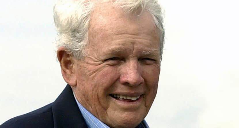 Jack Burke Jr. smiles during a ceremony at Champions Golf Club Wednesday, Nov. 5, 2003, in Houston. Jack Burke Jr., the oldest living Masters champion who staged the greatest comeback ever at Augusta National for one of his two majors, died Friday morning, Jan. 19, 2024, in Houston. He was 100. (AP Photo/David J. Phillip, File)