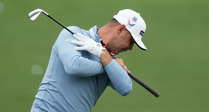 Gary Woodland warms up on the practice range during a practice round in preparation for the Masters golf tournament at Augusta National Golf Club Tuesday, April 9, 2024, in Augusta, Ga. (AP Photo/Charlie Riedel)