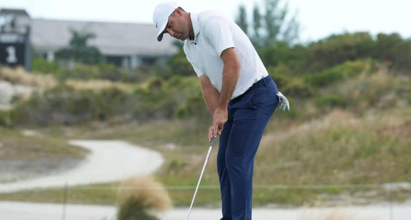 Scottie Scheffler Has New Putting Grip And Trails Cameron Young By 3 In Bahamas