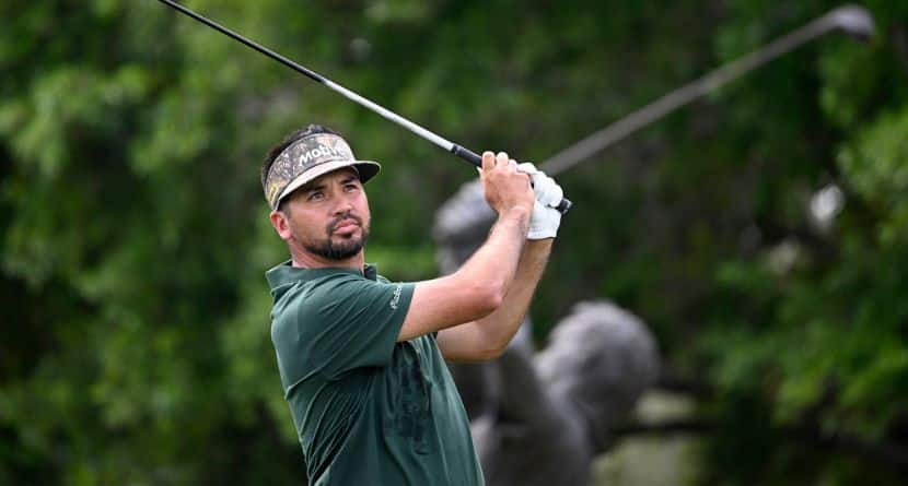 Jason Day, of Australia, tees off on the first hole during the final round of the Arnold Palmer Invitational at Bay Hill golf tournament, Sunday, March 9, 2025, in Orlando, Fla. (AP Photo/Phelan M. Ebenhack)