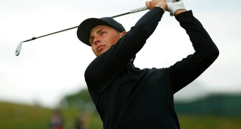 Kristoffer Reitan, of Norway, plays his shot from the 15th tee during the second round of the U.S. Open Golf Championship, Friday, June 15, 2018, in Southampton, N.Y. (AP Photo/Carolyn Kaster)