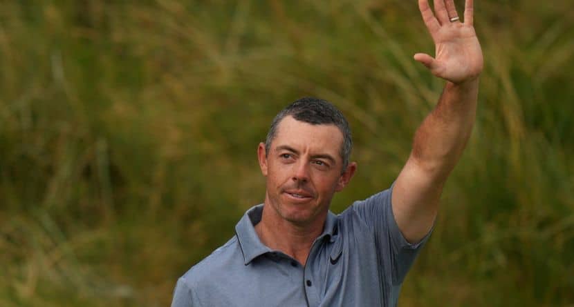 Rory McIlroy of Northern Ireland acknowledges the crowd as he walks onto the 18th green during the final round of the British Open golf championship at the Royal Portrush Golf Club, Northern Ireland, Sunday, July 20, 2025. (AP Photo/Francisco Seco)