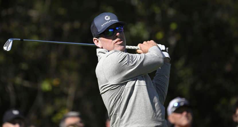 Justin Leonard tees off on the fourth hoel during the first round of the PNC Championship golf tournament, Saturday, Dec. 21, 2024, in Orlando, Fla. (AP Photo/Phelan M. Ebenhack)